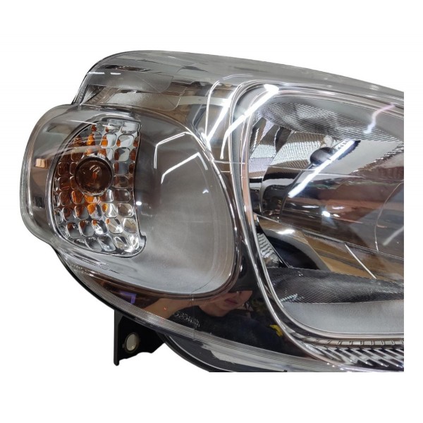 Farol Direito Fiat Uno Vivace Fiorino 2010 2011 2012 A 2016 Direito