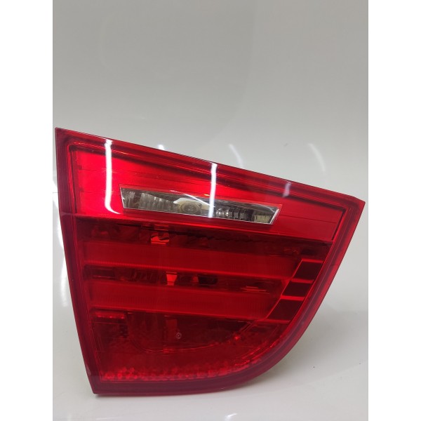 Lanterna Tampa Traseira Esquerdo Bmw 320i 2009 2010 A 2012  Esquerdo Vermelho