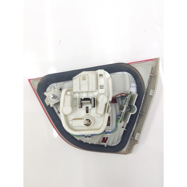 Lanterna Tampa Traseira Esquerdo Bmw 320i 2009 2010 A 2012  Esquerdo Vermelho