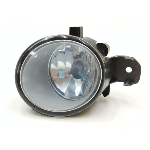 Farol Auxiliar Milha Direito March Versa 2014 2015 2016 2017