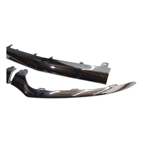 Spoiler Dianteiro Cromado Mercedes C180 C200 2015 A 2020  Prateado