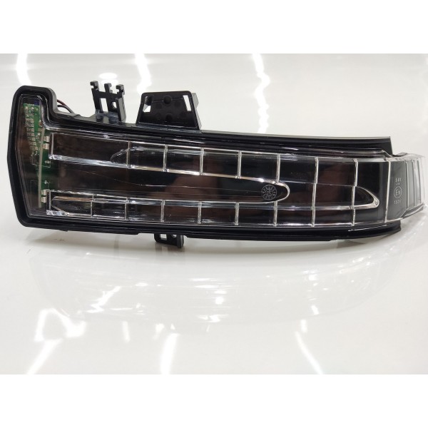 Pisca Retrovisor Esquerdo Mercedes C180 C200 2009  A 2014 M180 Preto Laranja