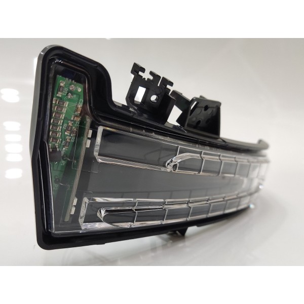 Pisca Retrovisor Esquerdo Mercedes C180 C200 2009  A 2014 M180 Preto Laranja