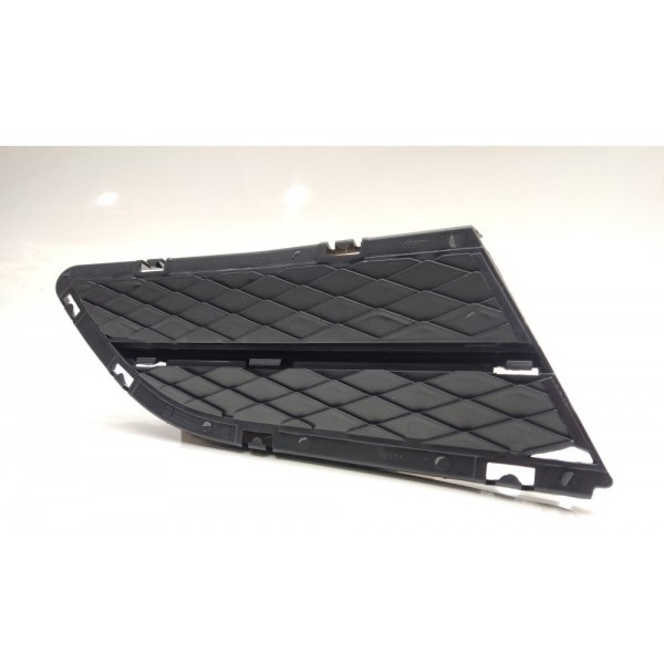 Grade Auxiliar Milha Esquerdo Bmw 320i 2009 2010 2011 2012  Preto Esquerdo