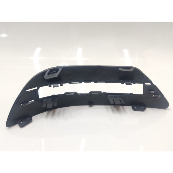 Grade Auxiliar Milha Esquerdo Mercedes C180 C200 2011 A 2014 Preto Esquerdo