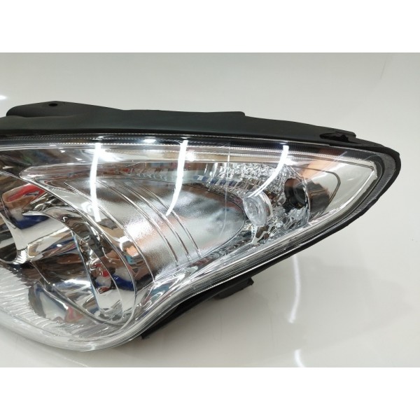 Farol Esquerdo Hyundai I30 2009 2010 2011 2012 Cromado Esquerdo