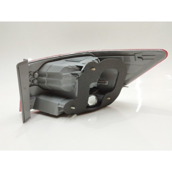 Lanterna Traseira Esquerda Kia Cerato 2009 2010 2011 2012  Esquerdo Vermelho