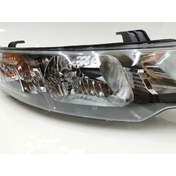 Par Farol Dianteiro Kia Cerato 2009 2010 2011 2012 2013 Direito