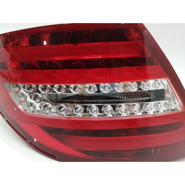 Lanterna Mercedes C180 C200 C250 Esquerda Led 2012 2013 2014 Esquerdo Vermelho