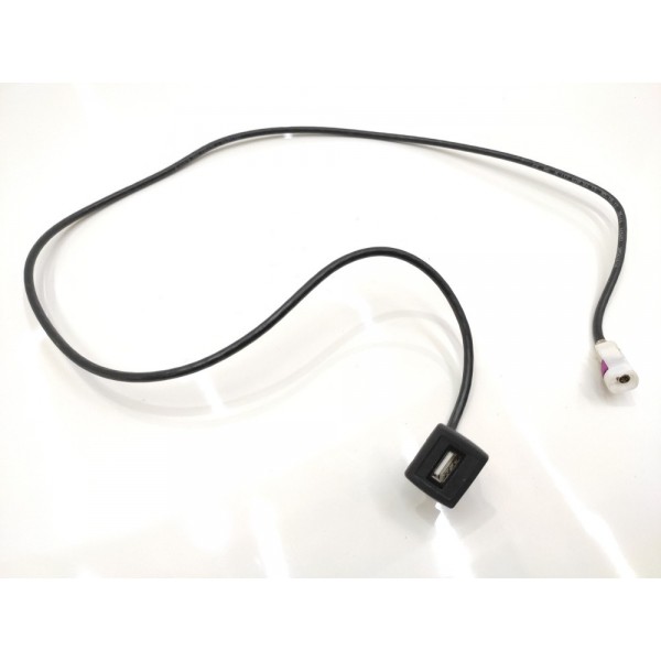 Cabo Entrada Usb Mercedes Benz Gla200 Gla250 A200 2015 2016