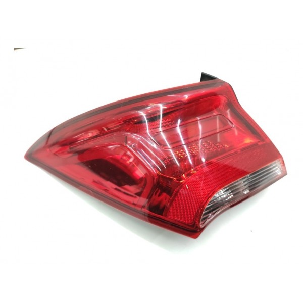 Lanterna Traseira Esquerda Chevrolet Prisma 2016 2017 A 2021 Esquerdo Vermelho