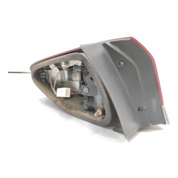 Lanterna Traseira Direita Fiat Palio Weekend 2009 A 2014 Direito Vermelho