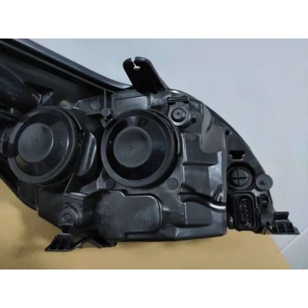 Par De Farol Ford Focus 2009 2010 2011 2012 2013 Cromado Esquerdo