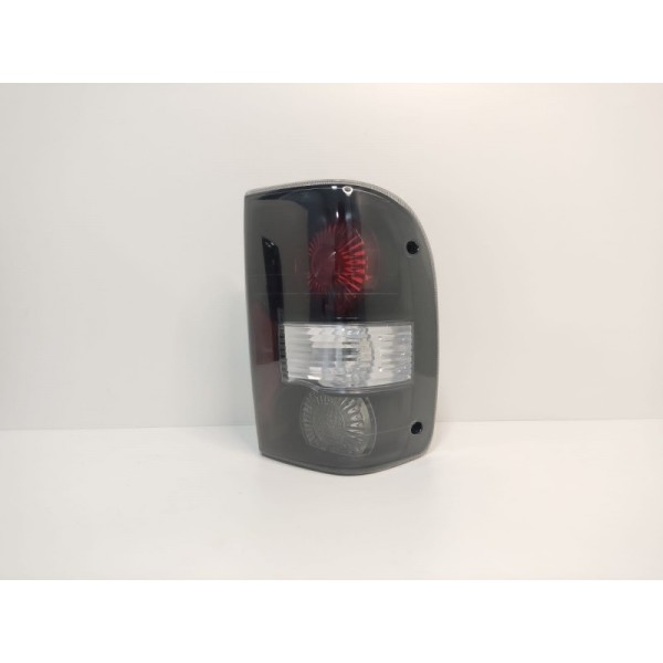 Lanterna Ford Ranger Direita 2005 2006 2007 2008 2009  Direito Preta