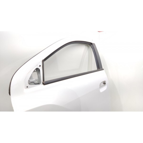 Porta Esquerda Cobalt 2012 2013 2014 2015 2016 Dianteira Esquerdo Branco