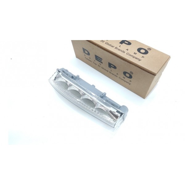 Farol Milha Led Direita Mercedes C180 2011 2012 2013 2014