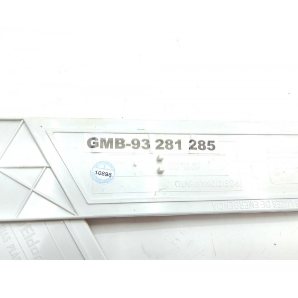 Triângulo Sinalização Segurança Onix Prisma 2012 A 2019