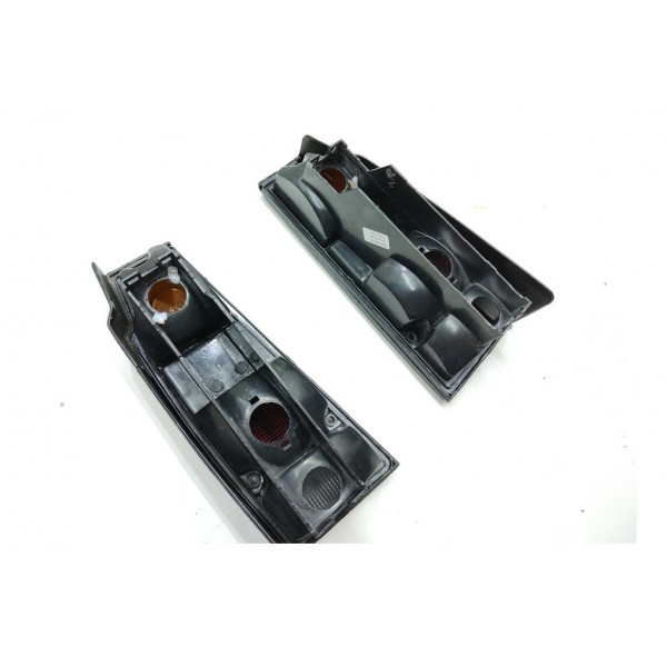 Par Lanterna Traseira Parati Fume 1983 A 1997 Direito Verde-escuro