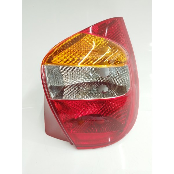 Lanterna Direita Fiat Palio 2001 2002 2003 2004 2005 2006 Direito Vermelho