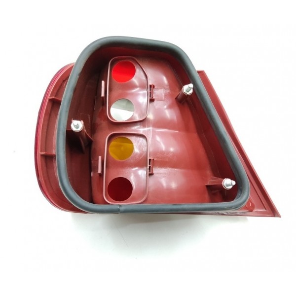Lanterna Traseira Direita Fiat Siena Tricolor 2001 A 2005 Direito Vermelho