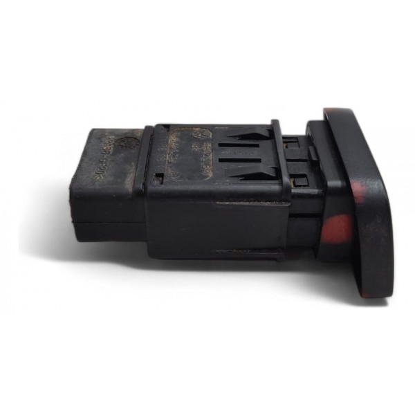 Botão Pisca Alerta Segurança Voyage Saveiro G5 2008 A 2012