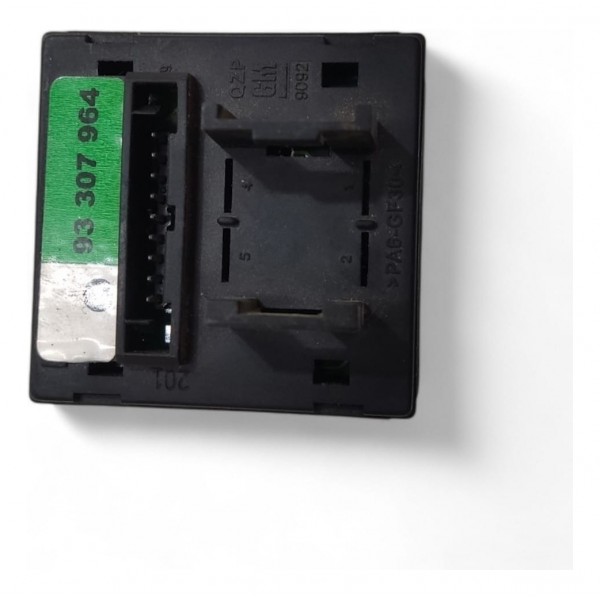 Botão Pisca Alerta Segurança Vectra 2006 2007 2008 A 2011 Vermelho