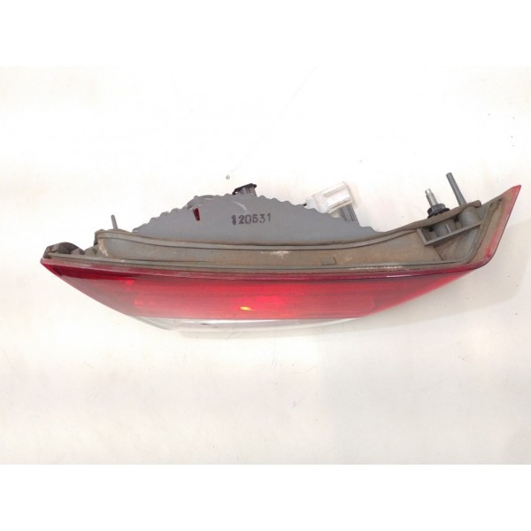 Lanterna Tampa Traseira Esquerda Hyundai Elantra 2011 A 2016 Esquerdo