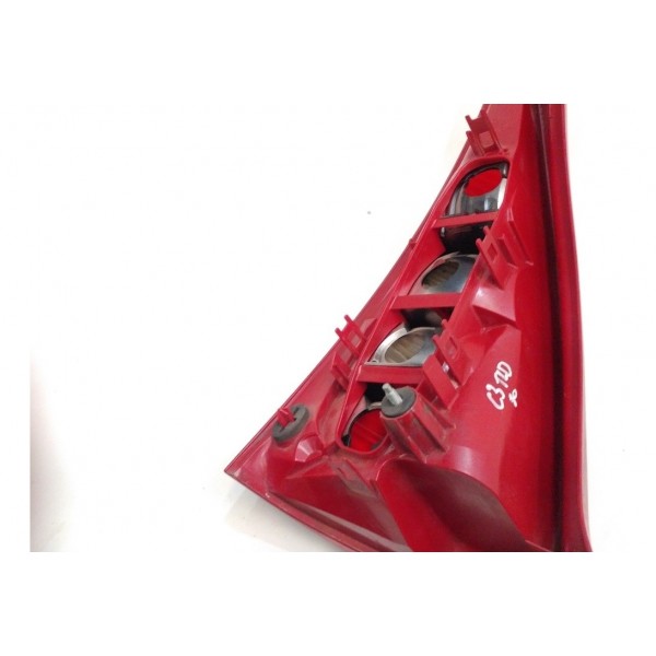 Lanterna Traseira Direita Citroen C3 2004 A 2012 Bicolor  Direito