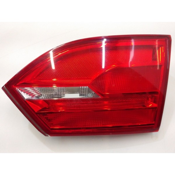 Lanterna Tampa Traseira Direita Jetta 2011 A 2015  Direito/passageiro