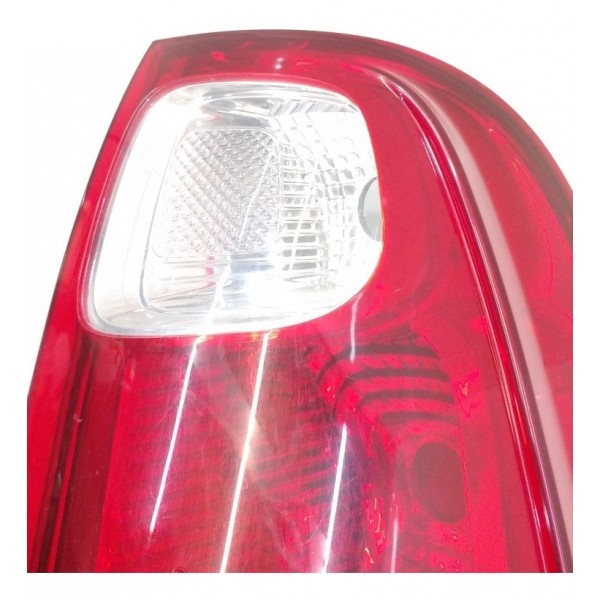 Lanterna Traseira Direita Fiat Uno Vivace 2011 A 2016 Direito