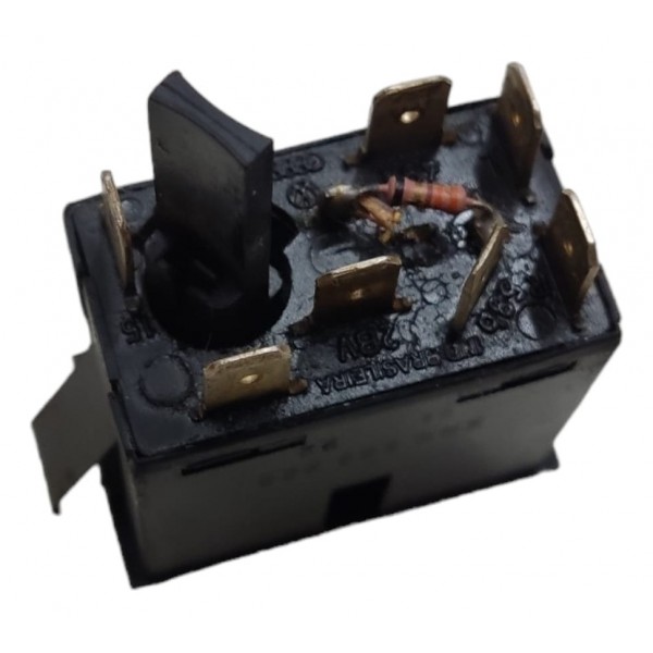 Botão Pisca Alerta Segurança Gol Parati Saveiro 1984 A 1995 Vermelho