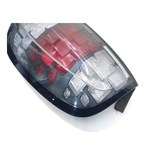 Lanterna Direita Uno 2015 A 2020 Original Direito Vermelho