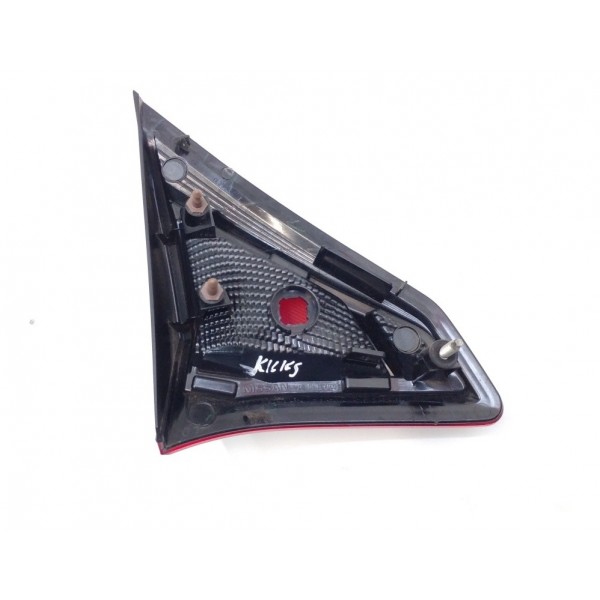 Lanterna Direita Tampa Traseira Nissan Kicks 2017 Até 2021 Direito