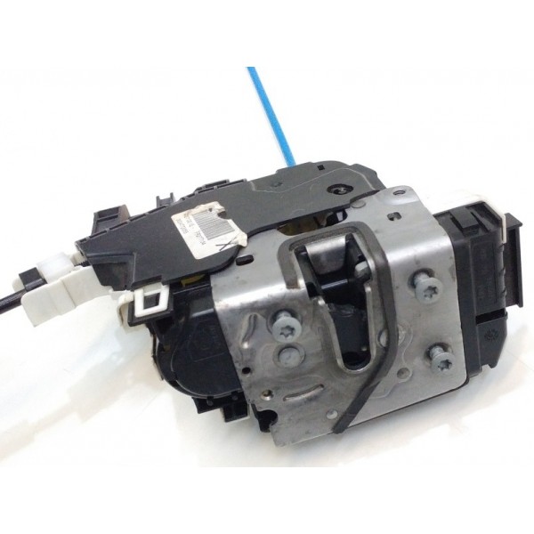 Fechadura Porta Dianteira Direita Mercedes Gla 200 2015