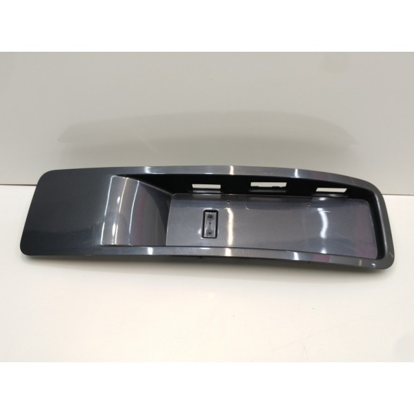 Moldura Tampa Traseira Luz Placa Citroen Picasso 2011 A 2015