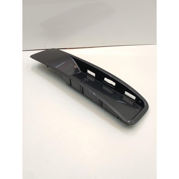 Moldura Tampa Traseira Luz Placa Citroen Picasso 2011 A 2015