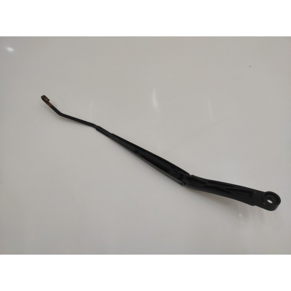 Braço Limpador Esquerdo Nissan Versa 2015 A 2020  Esquerdo