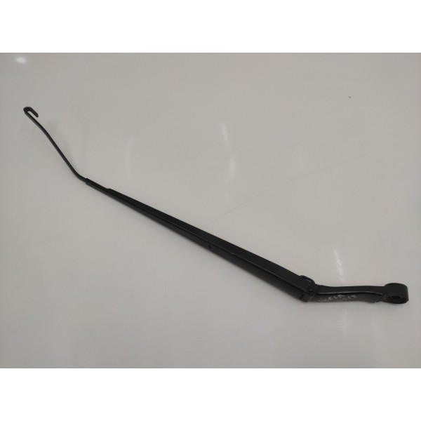 Braço Limpador Direito Nissan Versa 2015 A 2020  Direito