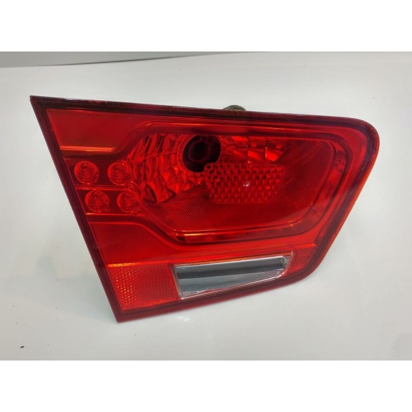 Lanterna Tampa Traseira Esquerda Kia Cerato 2009 A 2013  Esquerdo Padrão