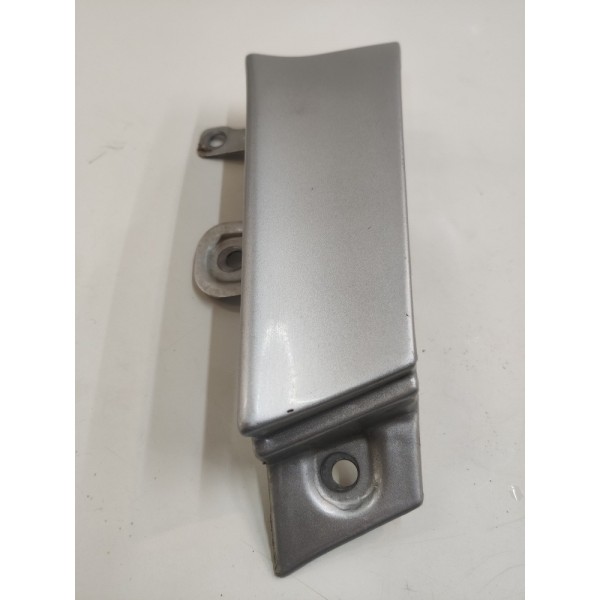 Moldura Da Lanterna Lado Esquerdo Captiva Ano 2009/2010