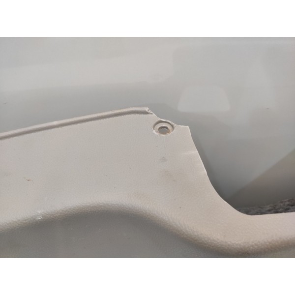 Acabamento Tampa Traseira Captiva 2009 2010 Branco