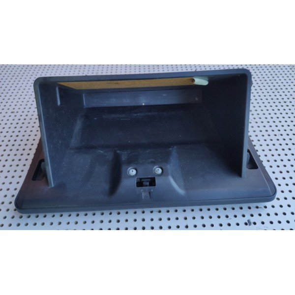 Porta Luva Mitsubishi Airtrek