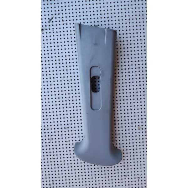 Acabamento Interno Coluna T Mitsubishi Airtrek