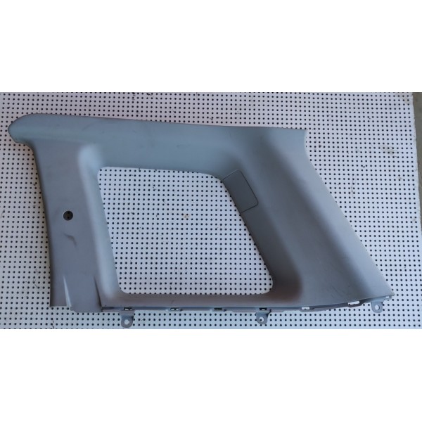 Moldura Traseira Lado Direito Mitsubishi Airtrek