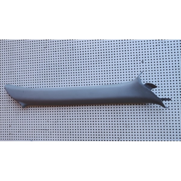 Acabamento Da Coluna Direito Do  Parabrisa Airtrek