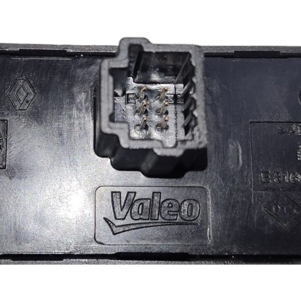 Botão Pisca Alerta Trava Renault Logan 2015 2016 2017 A 2020 Vermelho