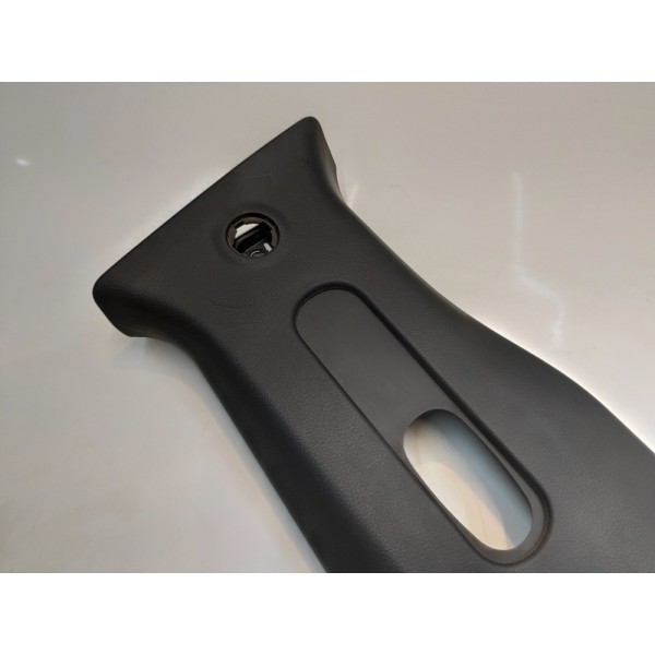 Acabamento Coluna T Direita Renegade 2015 A 2018