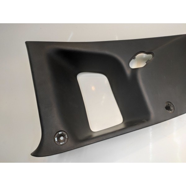 Acabamento Coluna Traseira Esquerda Renegade 2015 A 2017