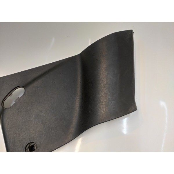 Acabamento Coluna Traseira Esquerda Renegade 2015 A 2017