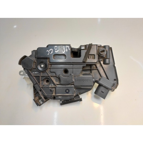 Fechadura Porta Traseira Esquerda Up 2014 A 2017